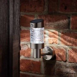 Super Bright Pir Wave Wall Light - 50 Lumens - Smart Solar