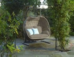 Bramblecrest Blenheim Double Hanging Cocoon -Simply Garden Decor rblhc3 lifestyle